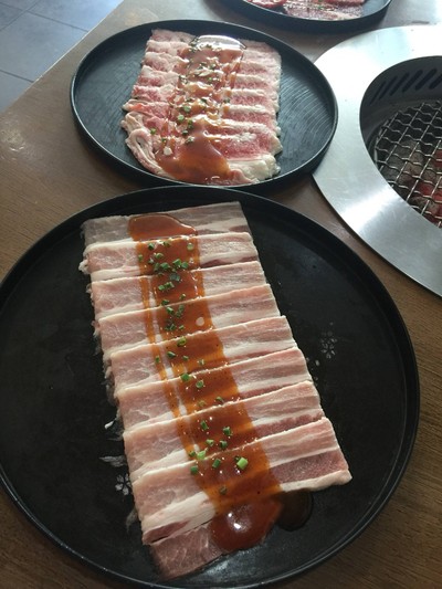 เนื้อหมูสามชั้นสไลด์