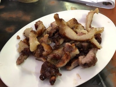 เมนูของร้าน มิตรภาพลาบก้อย