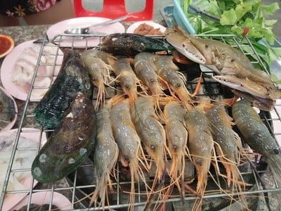 แม่น้ำหมูกะทะ 2 ร่มเกล้า