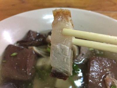 เกาเหลาเลือดหมูพิเศษ