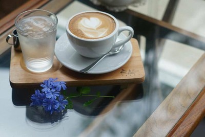 คาปูชิโร่ร้อน