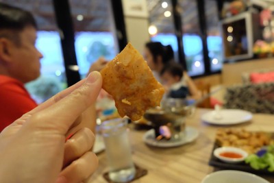 หมูสามชั้นทอดน้ำปลา