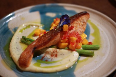 แซลม่อน