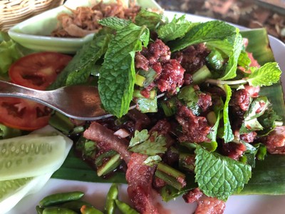 ใครไม่ทานดืบ เราว่ามันน่ากลัว แต่คนทานบอกอร่อยคะ