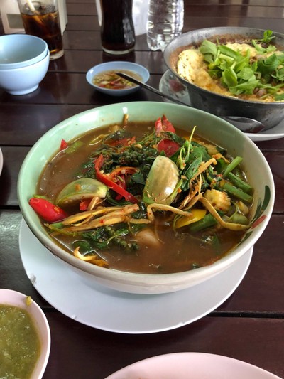 แกงป่าลูกชิ้นปลากราย