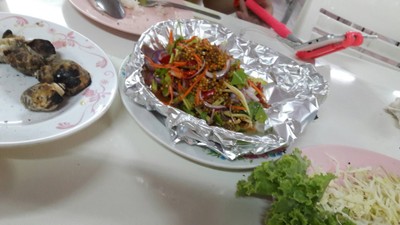 ยำไข่แมงดา