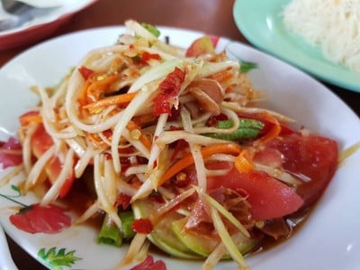 ท่าพระจันทร์