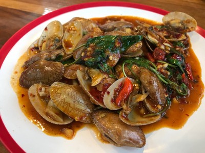 หอยลายผัดพริกเผา