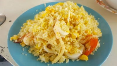 ข้าวผัดทะเล