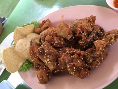 ไก่บ้านทอดเกลือ