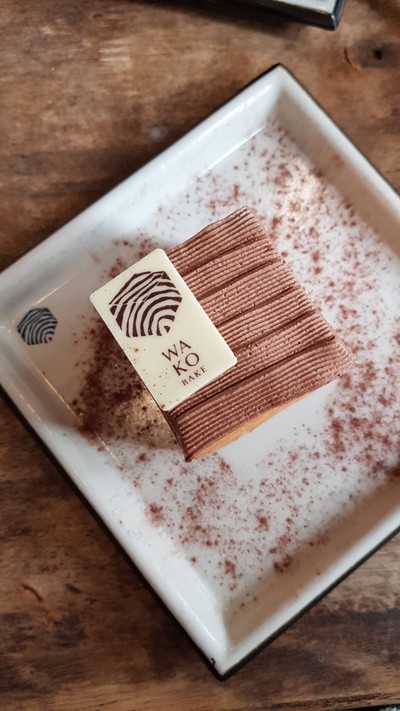 Chocolate Cubic Choux Cream