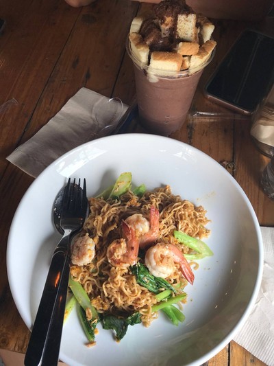 มาม่าผัดกุ้ง