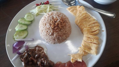 ข้าวคลุกกะปิ