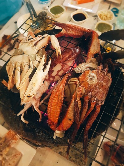 อาหาร หรือ เครื่องดื่ม