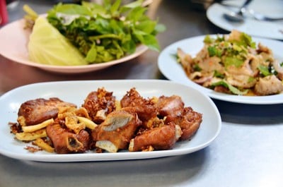 ส้มตำแม่โบว์