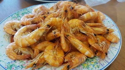 กุ้งแชบ๊วยทะเลผัดเนย