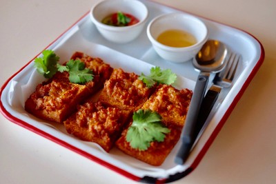ขนมปังหน้ากุ้ง