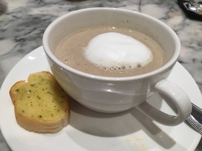 ซุปครีมเห็ดทรัฟเฟิล