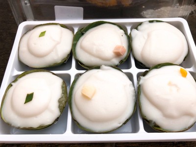 ขนมไทยเก้าพี่น้อง ตลาด อตก.