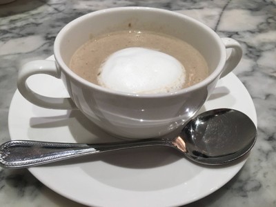 ซุปครีมเห็ดทรัฟเฟิล