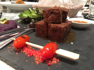 ขาหมูเต๋า