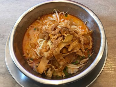 ข้าวซอยไก่