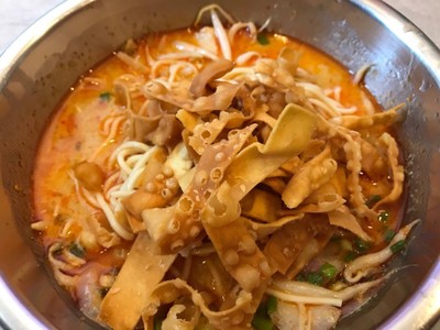 ข้าวซอยไก่