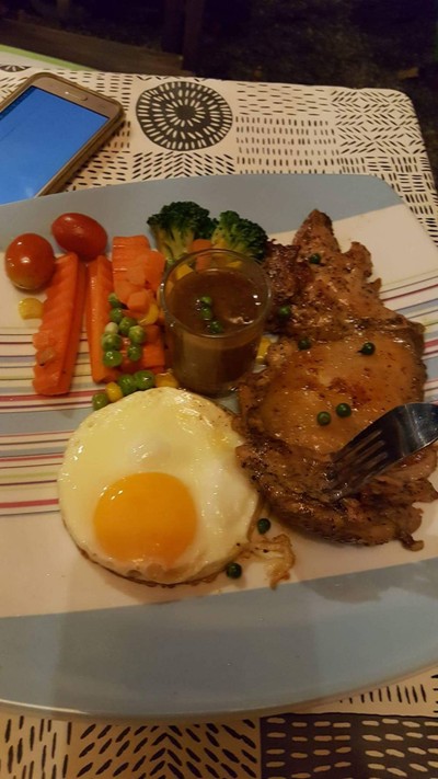 อาหาร หรือ เครื่องดื่ม