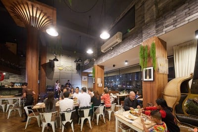 บรรยากาศ Chef Racha