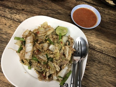 สุกี้แห้งหมู