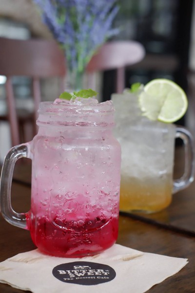 แดงโซดา กับ น้ำผึ้งมะนาวโซดา