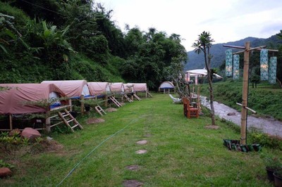 อาโปเดอมาง