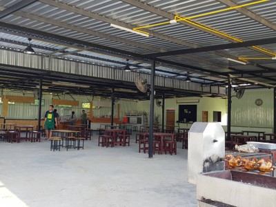 บรรยากาศ ขนมจีนน้ำยาปู-ก๋วยเตี๊ยวแกง ซัลมา ฮาลาล