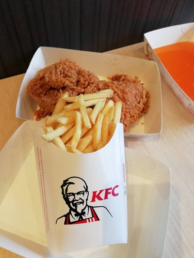 KFC (เคเอฟซี) โลตัสสุขุมวิท 50 KFC (เคเอฟซี) โลตัสสุขุมวิท 50