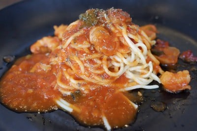 สปาเก็ตตี้ซอสกุ้งพริกขี้หนู