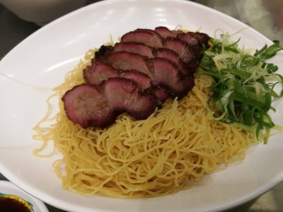 บะหมี่แห้งหมูแดง