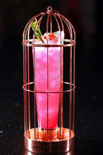 CRU Champagne Bar centralwOrld