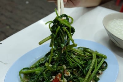 ร้านข้าวต้มฮ้อ (ห้องอาหารจุฬาทิพย์) ร้านข้าวต้มฮ้อ (ห้องอาหารจุฬาทิพย์)
