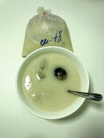 โจ๊กหมู + ไข่เยี่ยวม้า