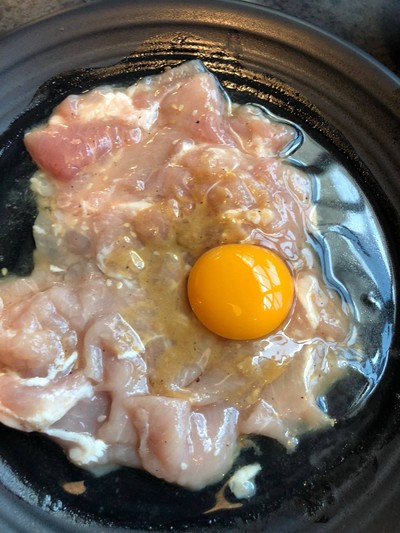สุกี้หมูไข่