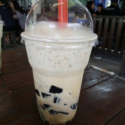 เฉาก๊วยนมสด