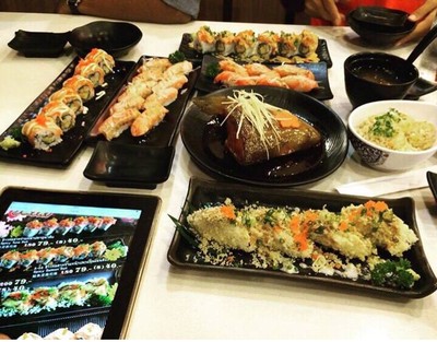 อาหาร หรือ เครื่องดื่ม