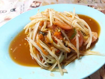 ส้มตำหอยดอง