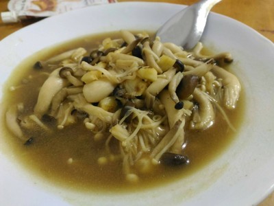 วิธีทำ เห็ดผัดน้ำมันหอย วิธีทำ เห็ดผัดน้ำมันหอย