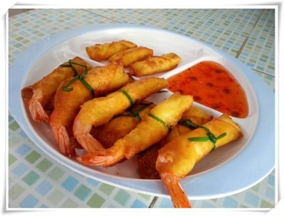 เกี๊ยวกุ้งห่อชีส