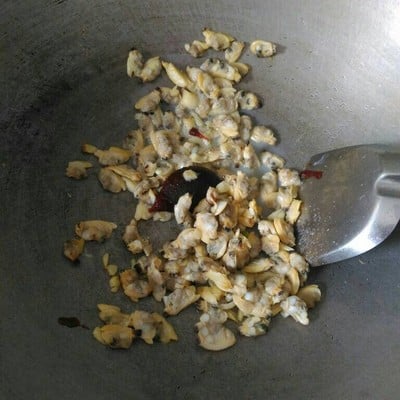 วิธีทำ เนื้อหอยลายผัดน้ำพริกเผา วิธีทำ เนื้อหอยลายผัดน้ำพริกเผา
