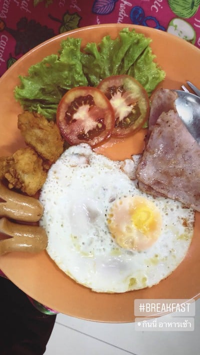 กินนี่ อาหารเช้า