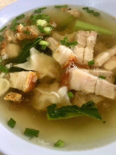 เกี๊ยวหมูย่าง