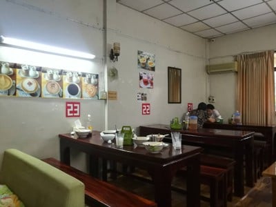 บรรยากาศ แซว ทองหล่อ-สุขุมวิท 48 สุขุมวิท48