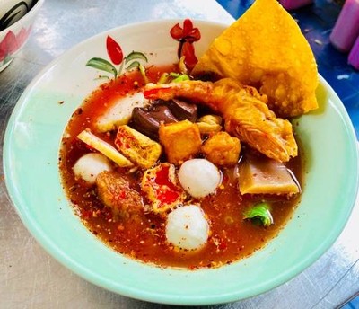 ปุ๊ เย็นตาโฟ (PU YENTAFO NOODLE) RCA พระราม 9 ปุ๊ เย็นตาโฟ (PU YENTAFO NOODLE) RCA พระราม 9